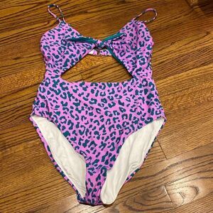 Diane von Furstenberg Morgan One Piece in Heyford Bubblegum & Cactus MEDIUM